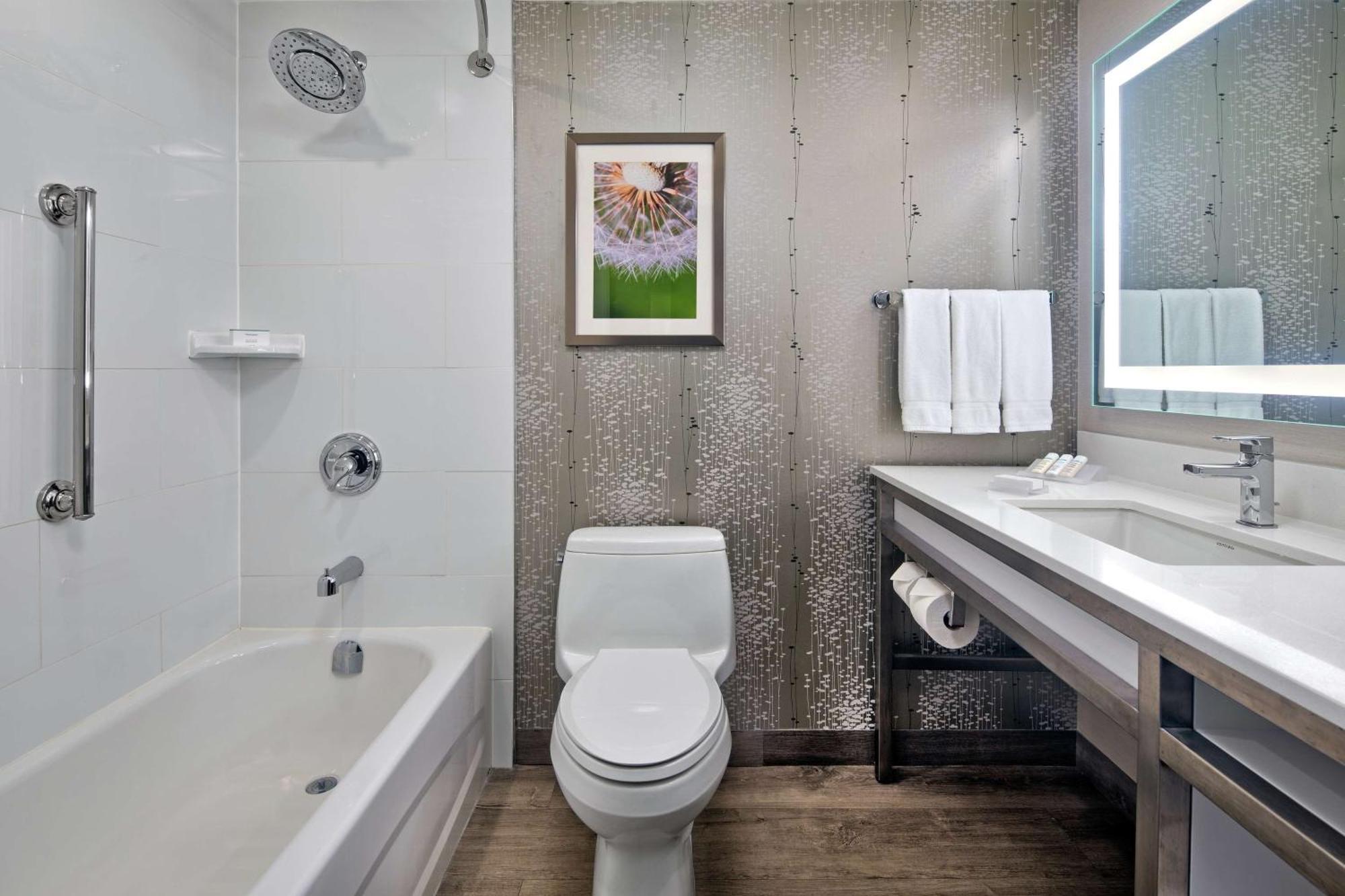 Hilton Garden Inn Toronto-Oakville Exteriér fotografie