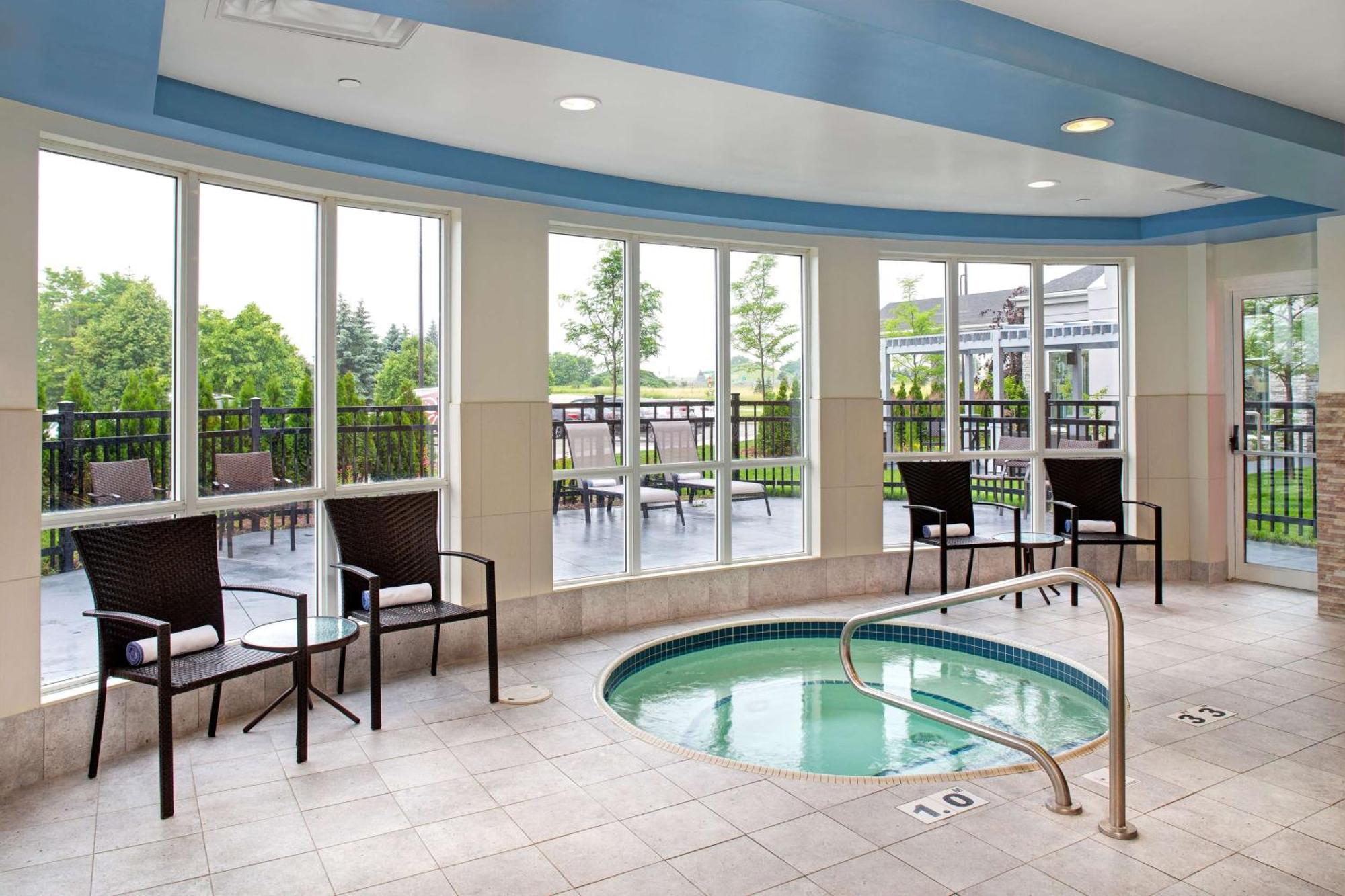 Hilton Garden Inn Toronto-Oakville Exteriér fotografie